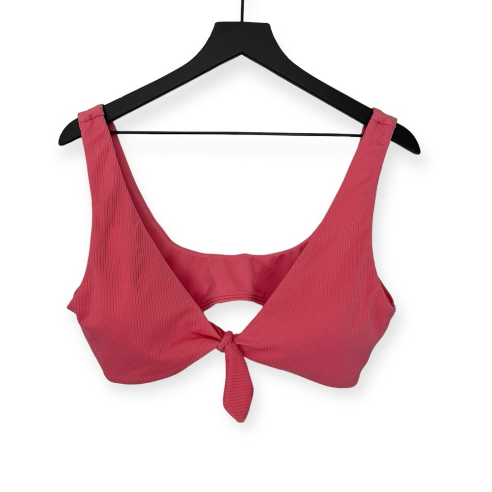 NWT No Boundaries swimsuit top only